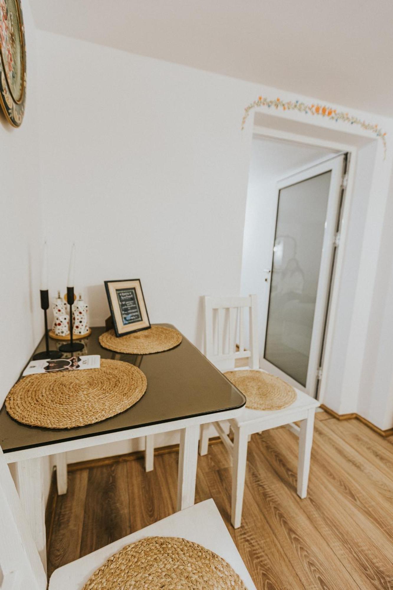 Republicii Rustic Apartament In Brasov City Center 외부 사진
