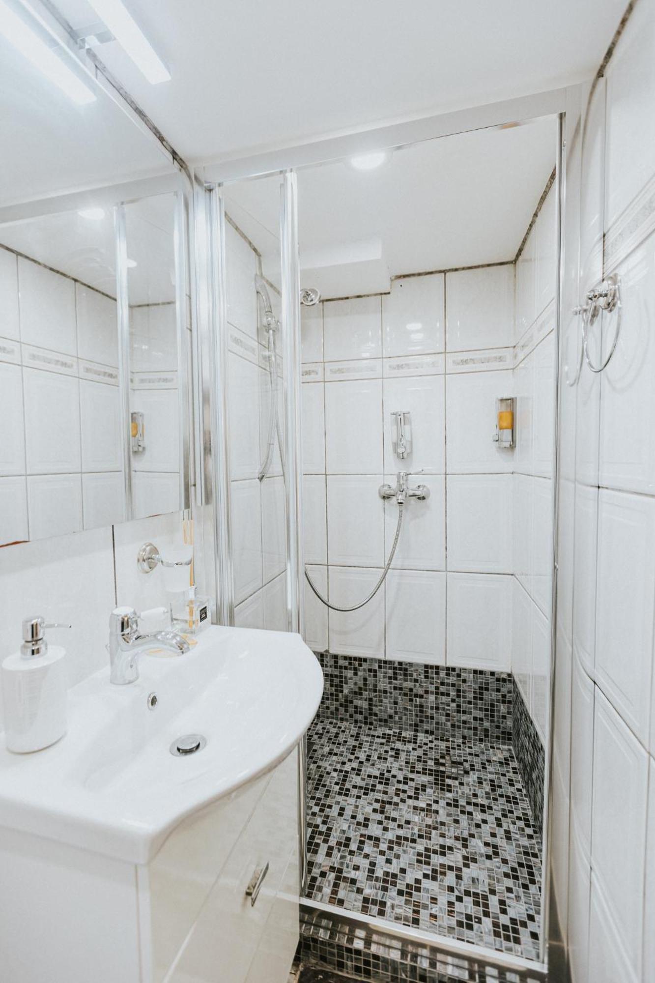 Republicii Rustic Apartament In Brasov City Center 외부 사진